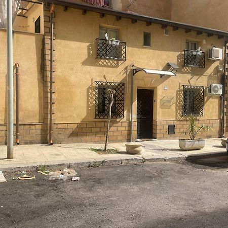 La Zisa Holiday Palermo Kültér fotó